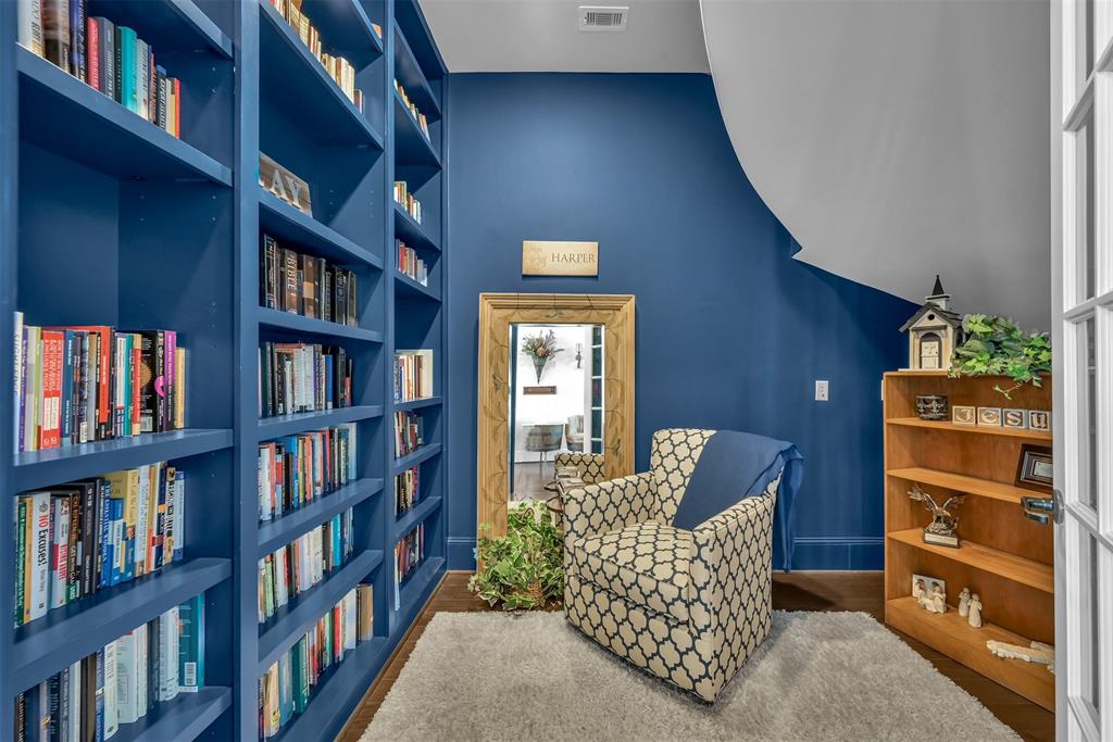 Library Nook with excellent use of space!