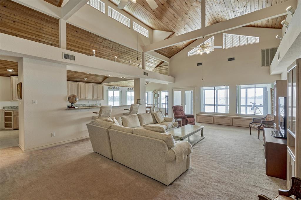 Open and bright, this floorplan maximizes space and daylight!