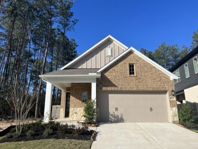 Welcome Homes - 15515 Sunset Maple - Front elevation